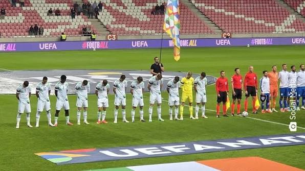 UEFA: Abakinnyi ba Irlande banze gusuhuza aba Israel mbere yo kubanyagira