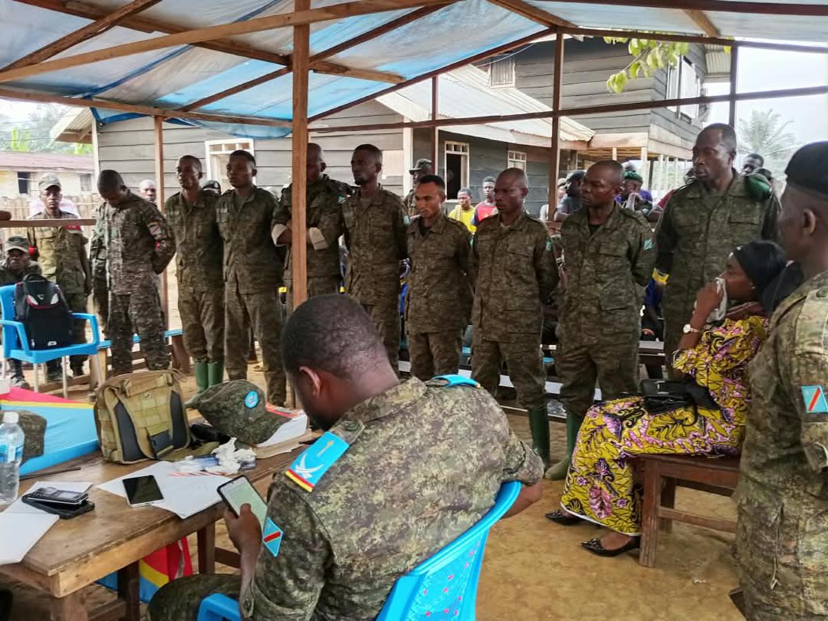 Uvira: Urukiko rwakatiye igihano cy’urupfu abasirikare 27 kubera ubugwari