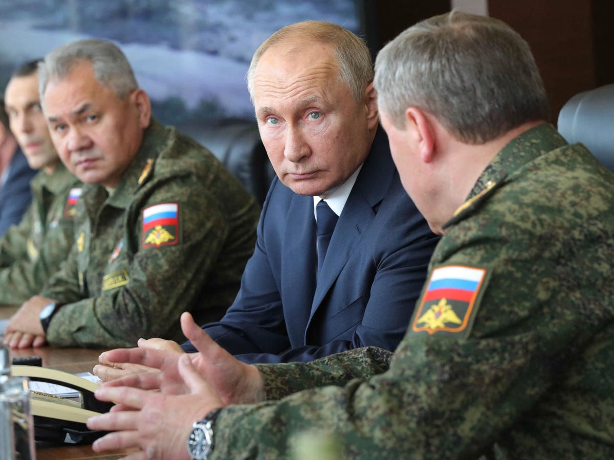 Kaliningrad: Kuki Putin yongeye kuburira Uburengerazuba ku ntwaro za kirimbuzi?