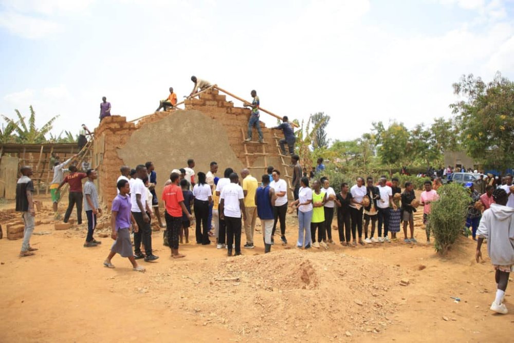 ITANGAZO KU BIFUZA GUKODESHA UBUBIKO BURI KU MIPAKA ITANDUKANYE (WAREHOUSES and DATA TRADE INPUT).