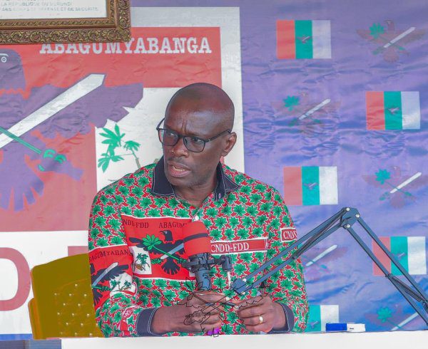 Ubufaransa: Batanu bakekwaho kugaba igitero ku rusengero bafashwe