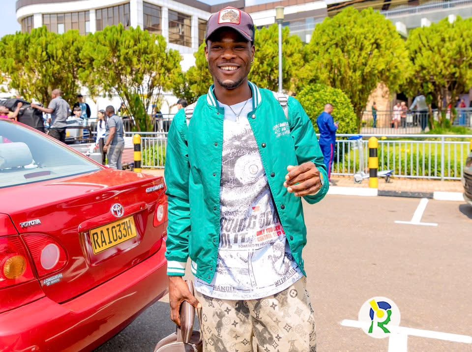 Le Jeune Gabonais Ndong Mengue à Kigali pour un Essai chez Rayon Sports