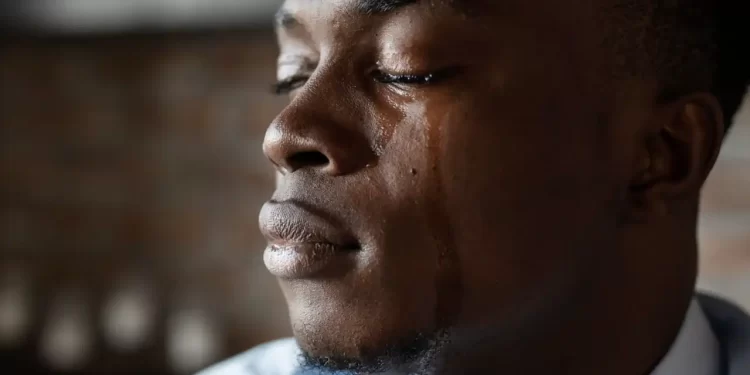 Scandale au Zimbabwe : Une femme arrêtée pour avoir forcé son ex à une relation non protégée pour "briser un sort"