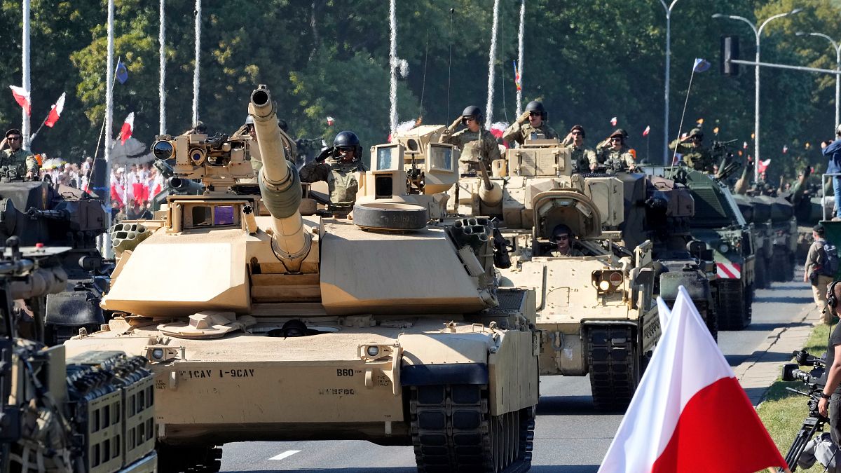 Pologne izaba irusha ibifaru France, UK, Italy n'u Budage bifatanyije mu 2030