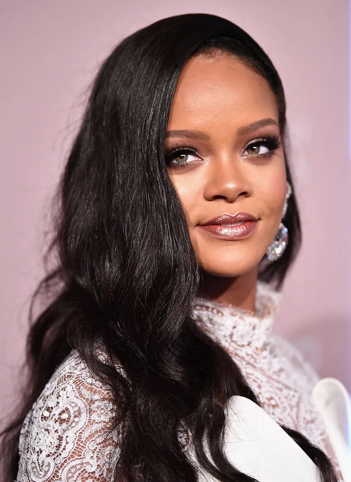 Urugo rwa Rihanna rwagabweho igitero